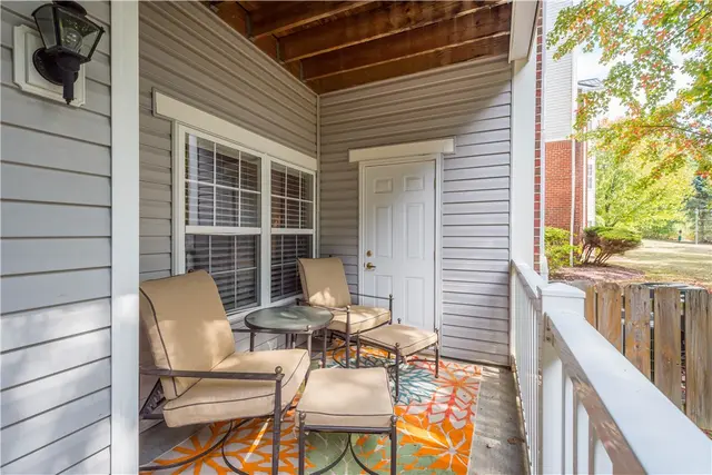 1106 Prescott Pl gallery image 13