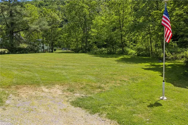 1108 Big Sewickley Creek Rd R gallery image 4