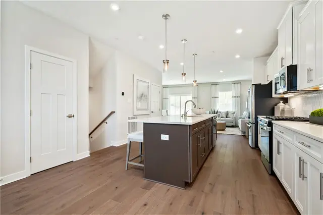 111 Breckenridge Court gallery image 9