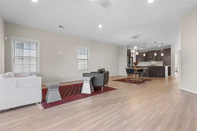 111 Continental Ln gallery image 22