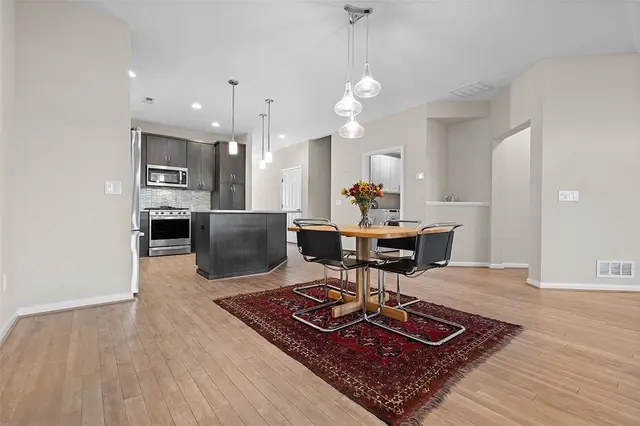 111 Continental Ln gallery image 24