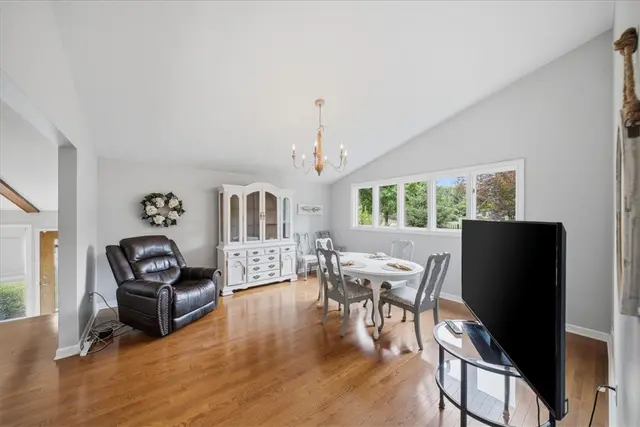 111 Doray Dr gallery image 20