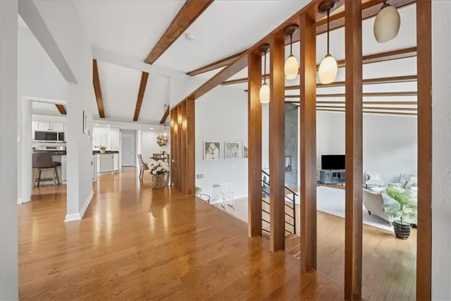 111 Doray Dr gallery image 30