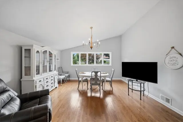 111 Doray Dr gallery image 45