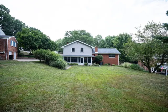 111 Ennerdale Ln gallery image 28
