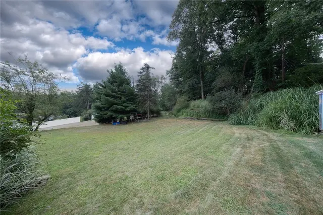 111 Ennerdale Ln gallery image 39