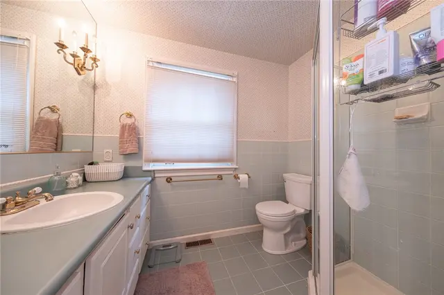 111 Ennerdale Ln gallery image 41