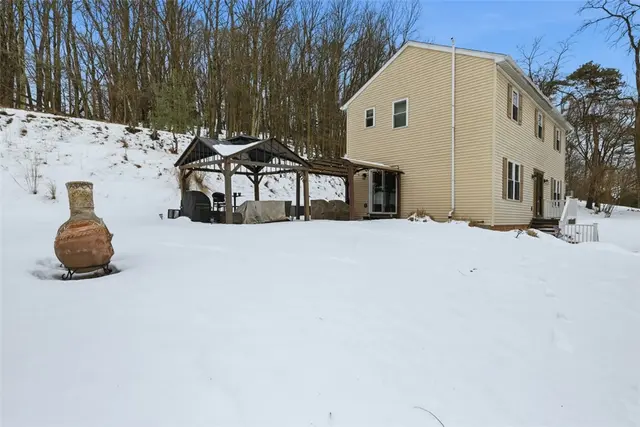 111 Greenhill Rd gallery image 33