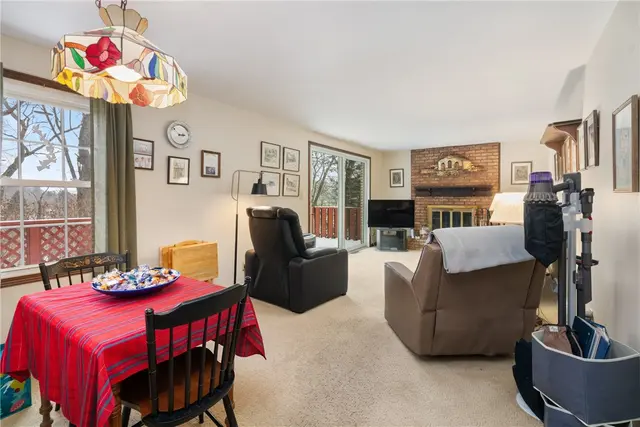 111 N Harleston Dr gallery image 16