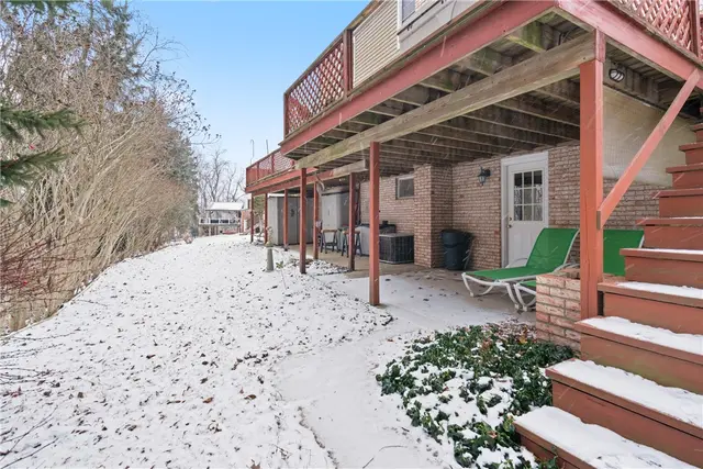 111 N Harleston Dr gallery image 29