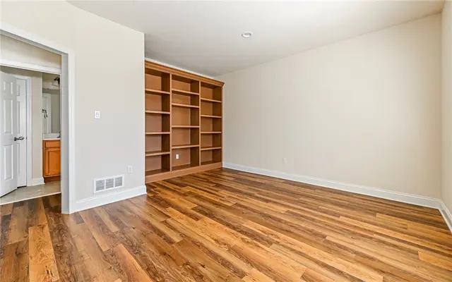 111 Resolution Drive gallery image 17