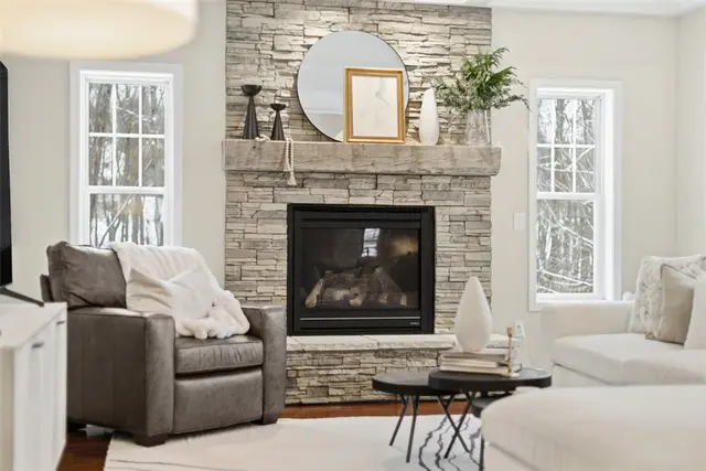111 Stillwater Ln gallery image 18