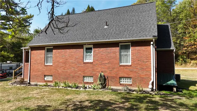 1112 Big Sewickley Creek Rd gallery image 28