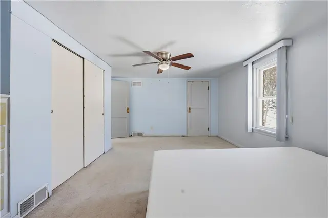 1113 Rochester Rd gallery image 18