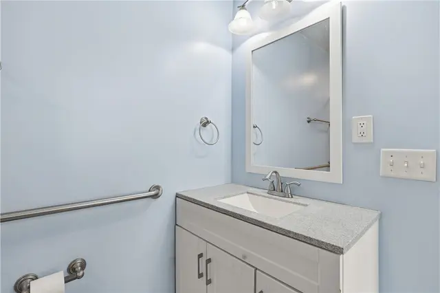 1113 Rochester Rd gallery image 20