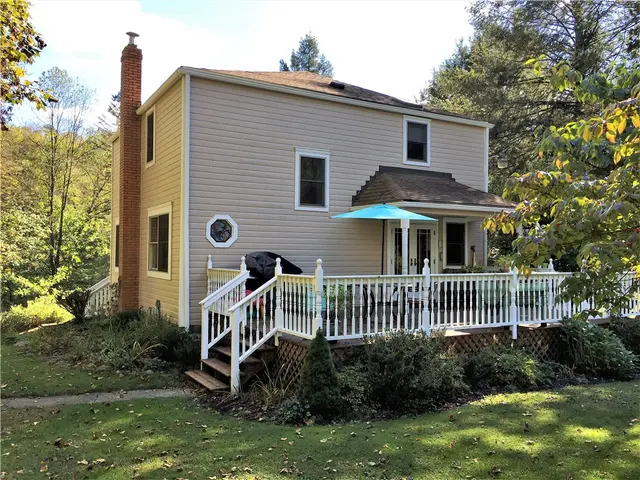 1115 Big Sewickley Creek Road gallery image 2