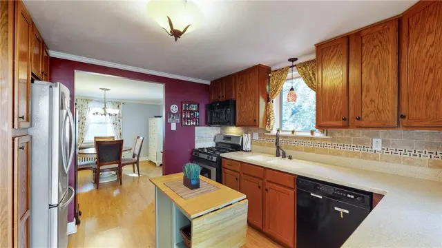 1115 Big Sewickley Creek Road gallery image 4