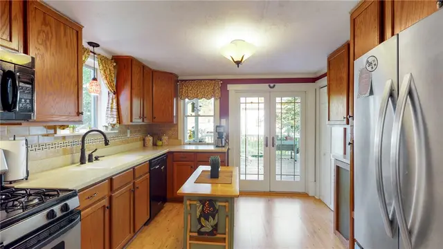 1115 Big Sewickley Creek Road gallery image 5