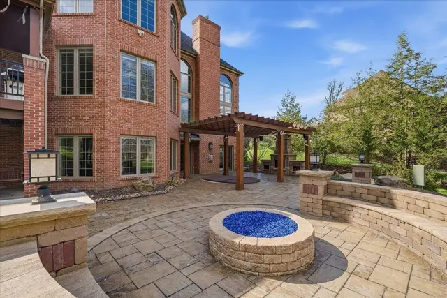 112 Mirage DRIVE gallery image 23