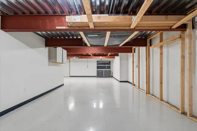 112 Mirage DRIVE gallery image 34
