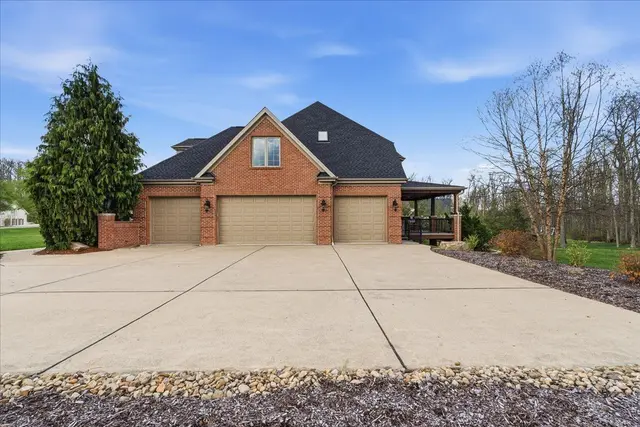 112 Mirage DRIVE gallery image 38