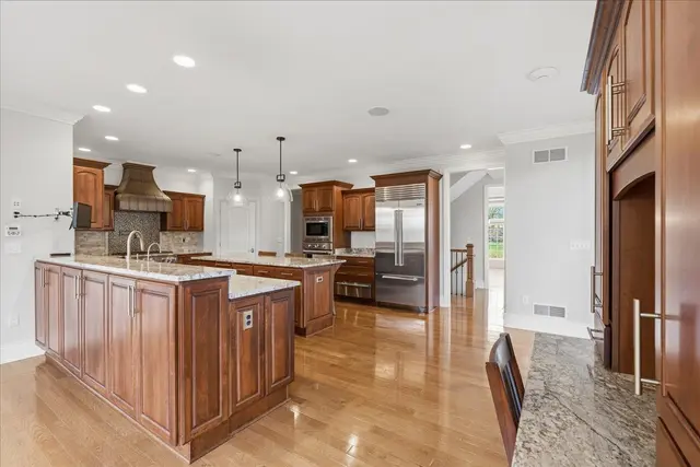 112 Mirage DRIVE gallery image 41