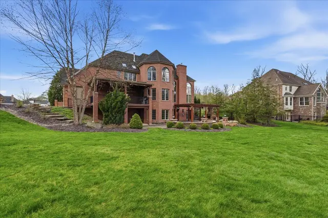 112 Mirage DRIVE gallery image 46
