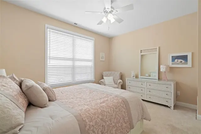 112 Old Glory Ln gallery image 14