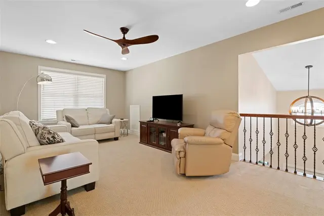 112 Old Glory Ln gallery image 15