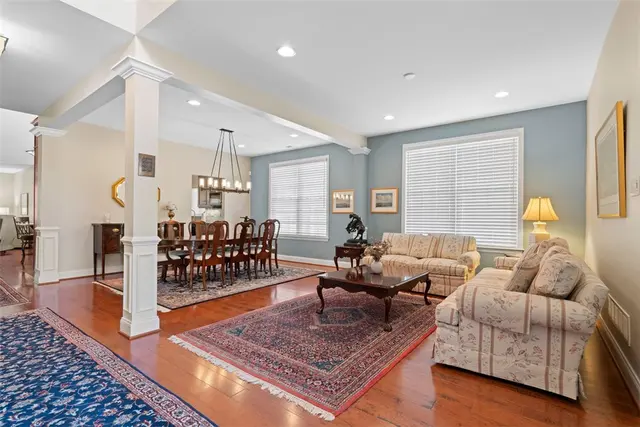 112 Old Glory Ln gallery image 24