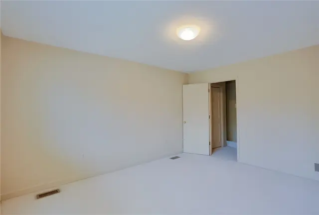 112 Trolley Court gallery image 12
