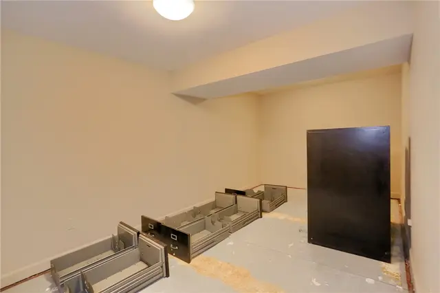 112 Trolley Court gallery image 16