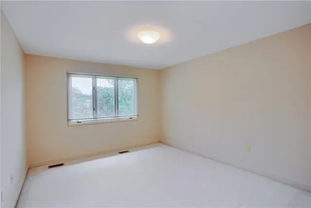 112 Trolley Court gallery image 33