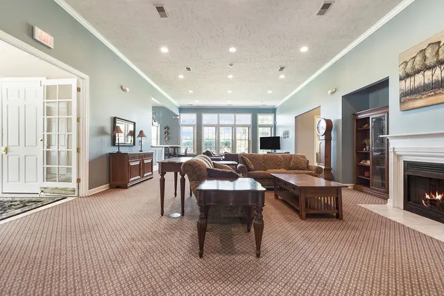 1127 Prescott Pl gallery image 10