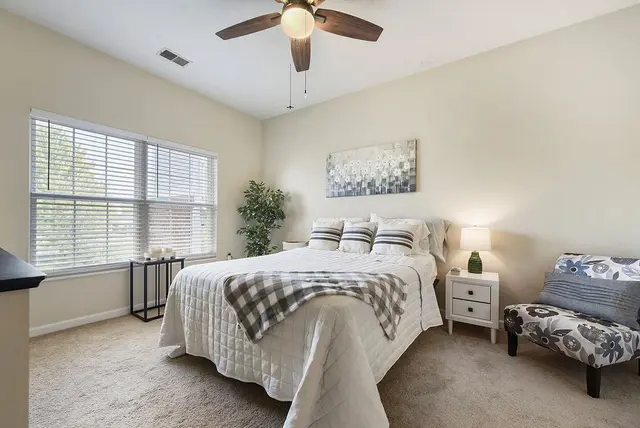 1127 Prescott Pl gallery image 18
