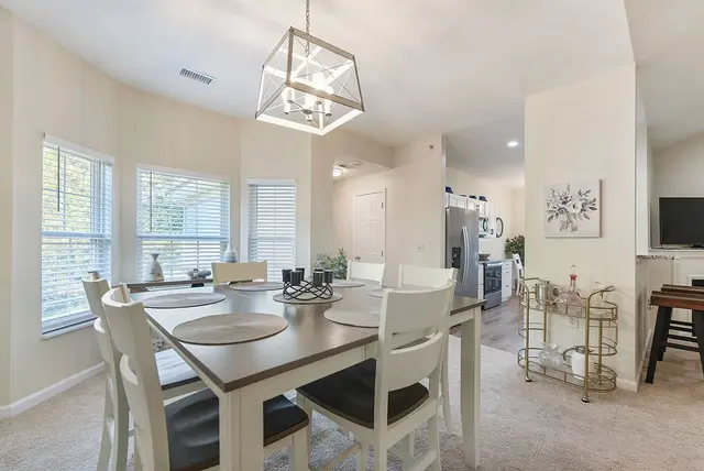 1127 Prescott Pl gallery image 27