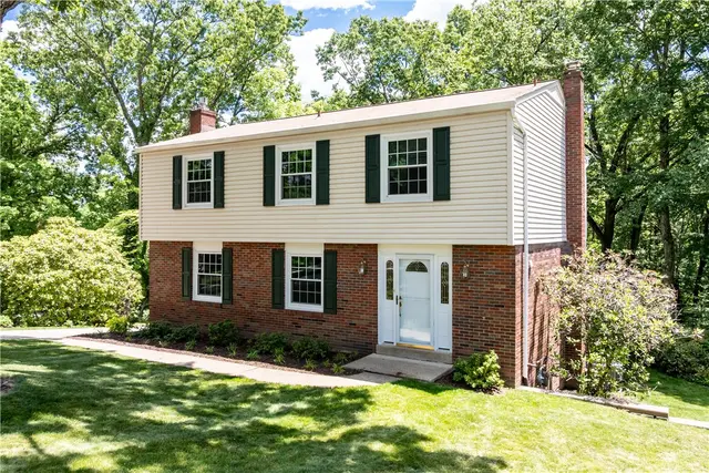 1129 King George Court gallery image 35