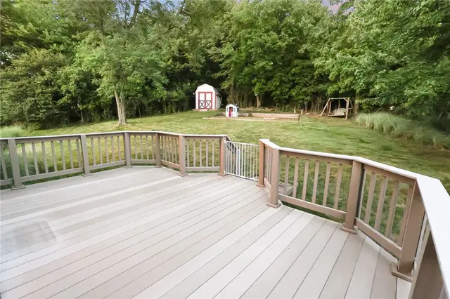 113 Autumn Hill Drive gallery image 8