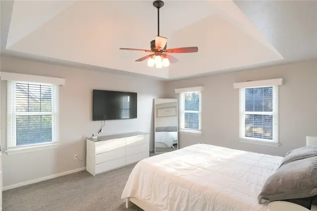 113 Autumn Hill Drive gallery image 10
