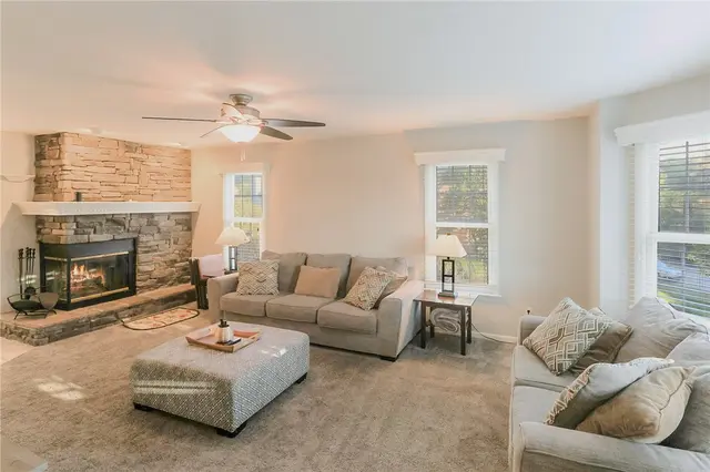 113 Autumn Hill Drive gallery image 11