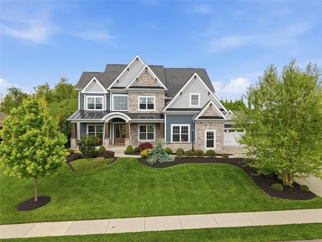 113 Birch Dr gallery image 2