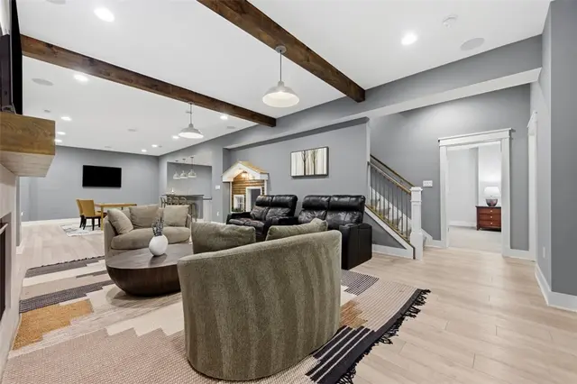 113 Birch Dr gallery image 27
