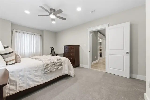 113 Birch Dr gallery image 28