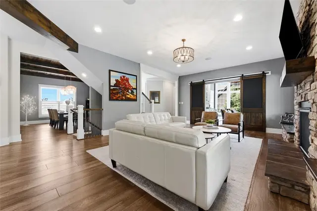 113 Birch Dr gallery image 30