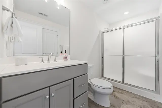113 Birch Dr gallery image 32