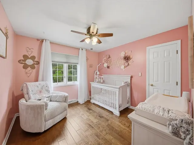 113 Foxwood Dr gallery image 23