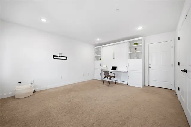113 Meeder Ln gallery image 23