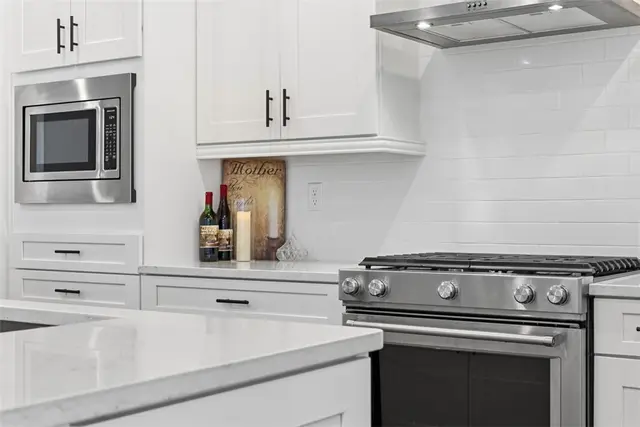 113 Meeder Ln gallery image 24