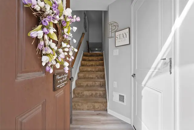 113 Mews Lane gallery image 13