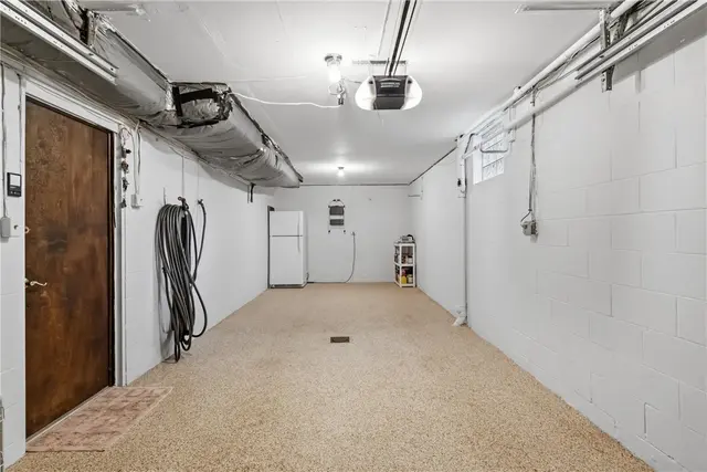 113 Sharbot Dr gallery image 11